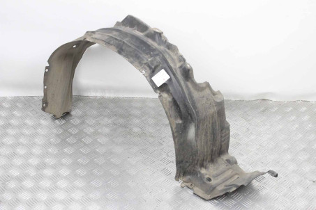 Підкрилок передній правий Nissan Almera (N16) 2000-2006 638424M700 (643)