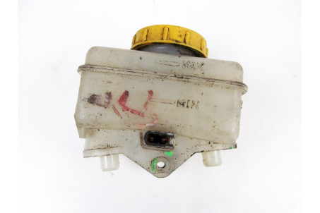 Бачок главного тормозного цилиндра Subaru Impreza (GD-GG) 2000-2007 26451AC000 (663)