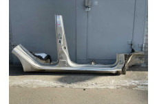 Поріг зі стійкою правий Mitsubishi Colt (Z30) 2004-2012 MN161584 / MN161580 (699)