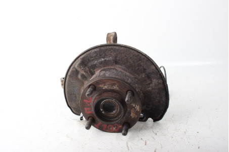 Кулак поворотний лівий під ABS Mitsubishi Colt (Z30) 2004-2012 MN102067 (777)