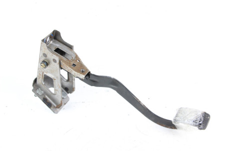 Педаль газу МКПП Mitsubishi Space Star 1998-2005 MR130533 (930)