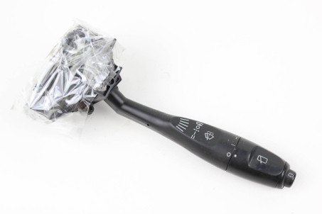 Переключатель подрулевой правый -03 Mitsubishi Space Star 1998-2005 MR362472 (941)