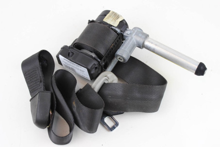 Ремінь безпеки передній правий Mitsubishi Space Star 1998-2005 MR651803 (962)