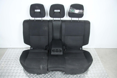 Сиденье заднее комплектное 2+1 Mitsubishi Space Star 1998-2005  (973)