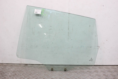 Стекло двери заднее левое Mitsubishi Space Star 1998-2005 MR135731 (980)