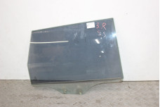 Стекло двери заднее правое Mitsubishi Space Star 1998-2005 MR135732 (982)