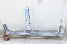 Поріг зі стійкою правий Mitsubishi Outlander (CU) 2003-2008 MN133008 (1040)