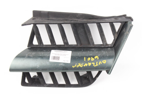 Решітка радіатора ліва 06- Mitsubishi Outlander (CU) 2003-2008 7450A269HA (1045)