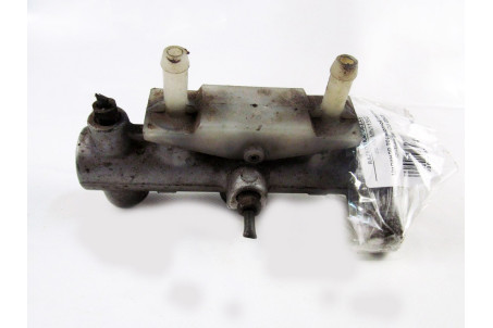 Цилиндр тормозной главный Mitsubishi Outlander (CU) 2003-2008 MN113522 (1065)