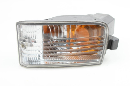 Поворотник в бампер лівий Toyota RAV-4 II 2000-2005 8152142050 (1277)