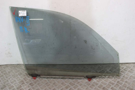 Стекло двери переднее правое Toyota RAV-4 II 2000-2005 6810142120 (1304)
