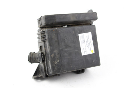 Блок запобіжників двигуна 2.4 Mitsubishi Grandis 2004-2010 MN188111 (1351)