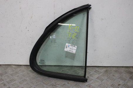 Стекло двери задней правой (форточка) Nissan Micra (K12) 2002-2011 82262AX100 (1473)