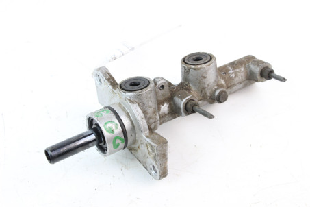 Циліндр гальмівний головний Mazda 6 (GG-GY) 2003-2007 GJYE4341Z (1636)