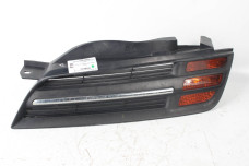 Решітка радіатора ліва 03-05 Nissan Micra (K12) 2002-2011 62330BC400 (1708)