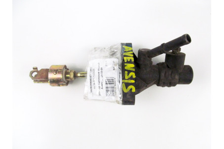 Циліндр зчеплення головний Toyota Avensis T25 (T250) 2003-2009 3142005020 (2065)