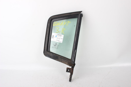 Скло двері задньої правої (кватирка) Mitsubishi Galant (DJ) 2003-2012 5740A052 (2595)