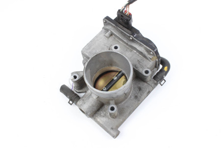 Заслінка дросельна електро 2.0 Mazda 6 (GG-GY) 2003-2007 L3G213640A (2645)