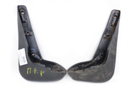 Бризковики передні комплект 03-06 Nissan Almera (N16) 2000-2006 KE7884M085 (2647)