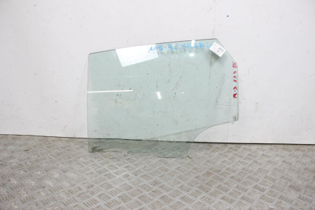 Скло двері заднє ліве Mazda 3 (BK) 2003-2008 BP4K73511A (2840)