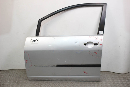 Двері передні ліві дефект EU Nissan Tiida (C11) 2007-2013 80101EL030 (3113)