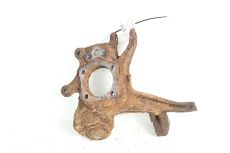 Цапфа задня ліва Toyota Avensis T25 (T250) 2003-2009 4230505100 (3303)