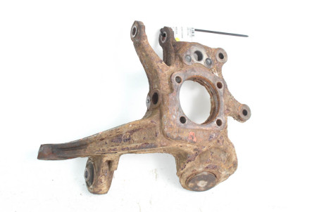 Цапфа задня права Toyota Avensis T25 (T250) 2003-2009 4230405100 (3304)