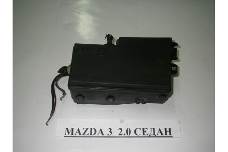 Блок запобіжників двигуна 2.0 Mazda 3 (BK) 2003-2008 BP4K66760B (3420)