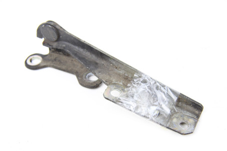 Петля капота левая Mitsubishi Space Star 1998-2005 M896534 (3653)