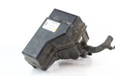 Блок запобіжників двигуна Toyota RAV-4 II 2000-2005 8272142020 (3665)