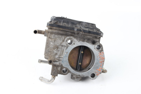 Заслінка дросельна електро 2.0-2.4 Toyota RAV-4 II 2000-2005 2203028060 (3668)
