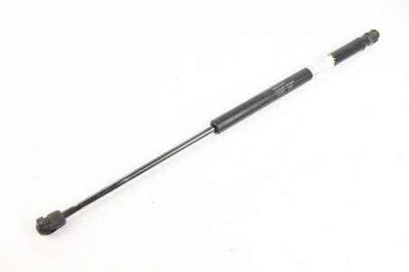 Амортизатор кришки багажника правий Mitsubishi Outlander (CW) XL 2006-2014 5802A008 (3672)