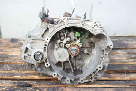 Коробка передач МКПП 1.4 TDI Toyota Auris 2012-2020 3030002151 (3754) EC69