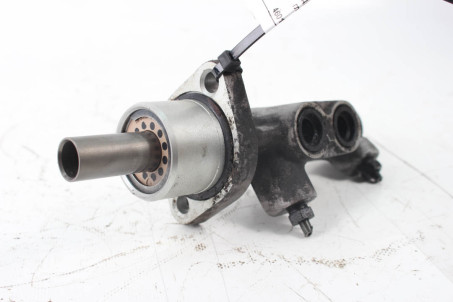 Циліндр гальмівний головний Nissan Note (E11) 2006-2013 46010AX701 (3904)