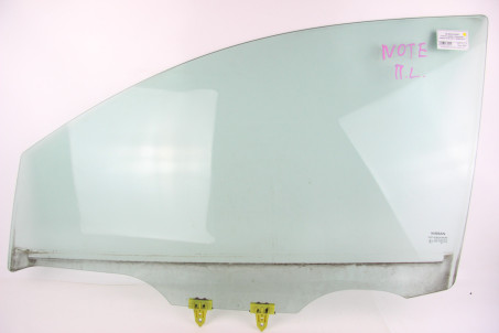 Скло двері переднє ліве Nissan Note (E11) 2006-2013 803019U000 (3933)