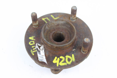 Ступиця передня Nissan Tiida (C11) 2007-2013 40202EM00A (4201)