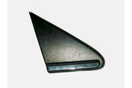 Куточок крила правий Toyota Avensis T25 (T250) 2003-2009 6011705010 (4702)