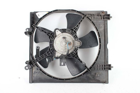 Дифузор з вентилятором радіатора 2.0 Mitsubishi Lancer 9 (CSA) 2003-2009 MR497770 (5566)