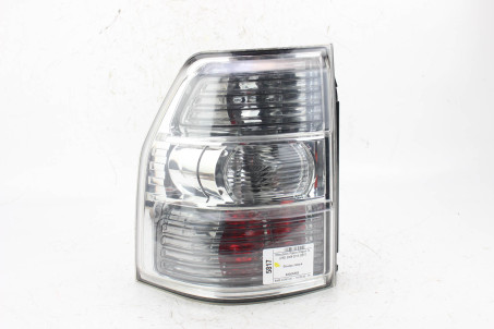 Фонарь левый Shogun Mitsubishi Pajero Wagon IV (V90) 2007-2013 8330A355 (5817)