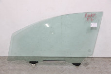 Скло двері переднє ліве Toyota Auris 2006-2012 6810202230 (6005)