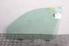 Скло двері переднє ліве Toyota Prado 120 (J120W) 2003-2009 6810260331 (6084)