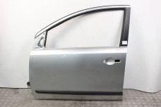 Двері передні ліві Nissan Note (E11) 2006-2013 H01019U0M0 (6089)