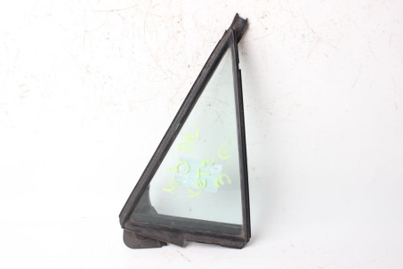 Скло двері задньої правої (кватирка) хетчбек Mazda 3 (BL) 2009-2014 BBN772661A (6168)