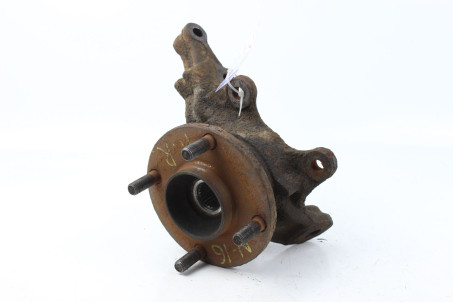 Кулак поворотный правый без ABS Nissan Almera (N16) 2000-2006 400145M000 (6268)