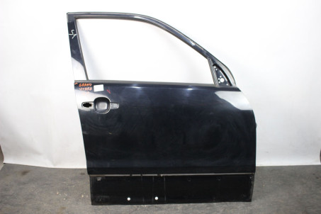 Двері передні праві Suzuki Grand Vitara (JB) 2006-2017 6800165843 (6350)