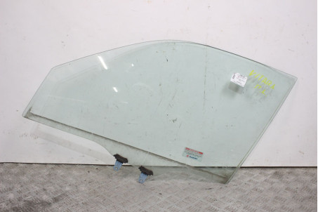 Стекло двери переднее левое Suzuki Grand Vitara (JB) 2006-2017 8450265J00 (6353)