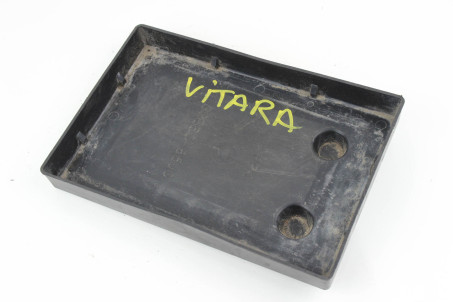 Полиця акумуляторна Suzuki Grand Vitara (JB) 2006-2017 33660-65J0 (6448)