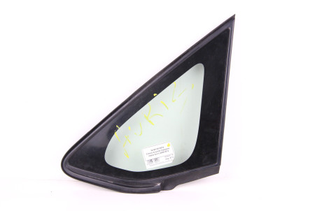 Скло в кузов переднє ліве Toyota Auris 2006-2012 6212012010 (6772)