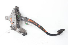Педаль зчеплення Toyota Auris 2006-2012 5510712280 (6861)