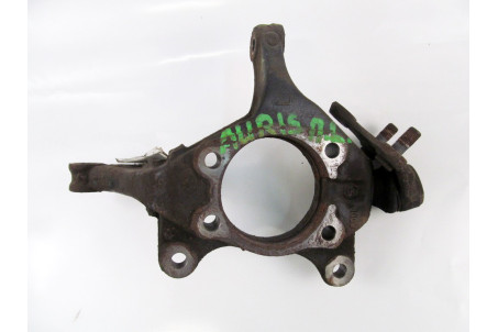 Кулак поворотний лівий під ABS Toyota Auris 2006-2012 4321202170 (6892)